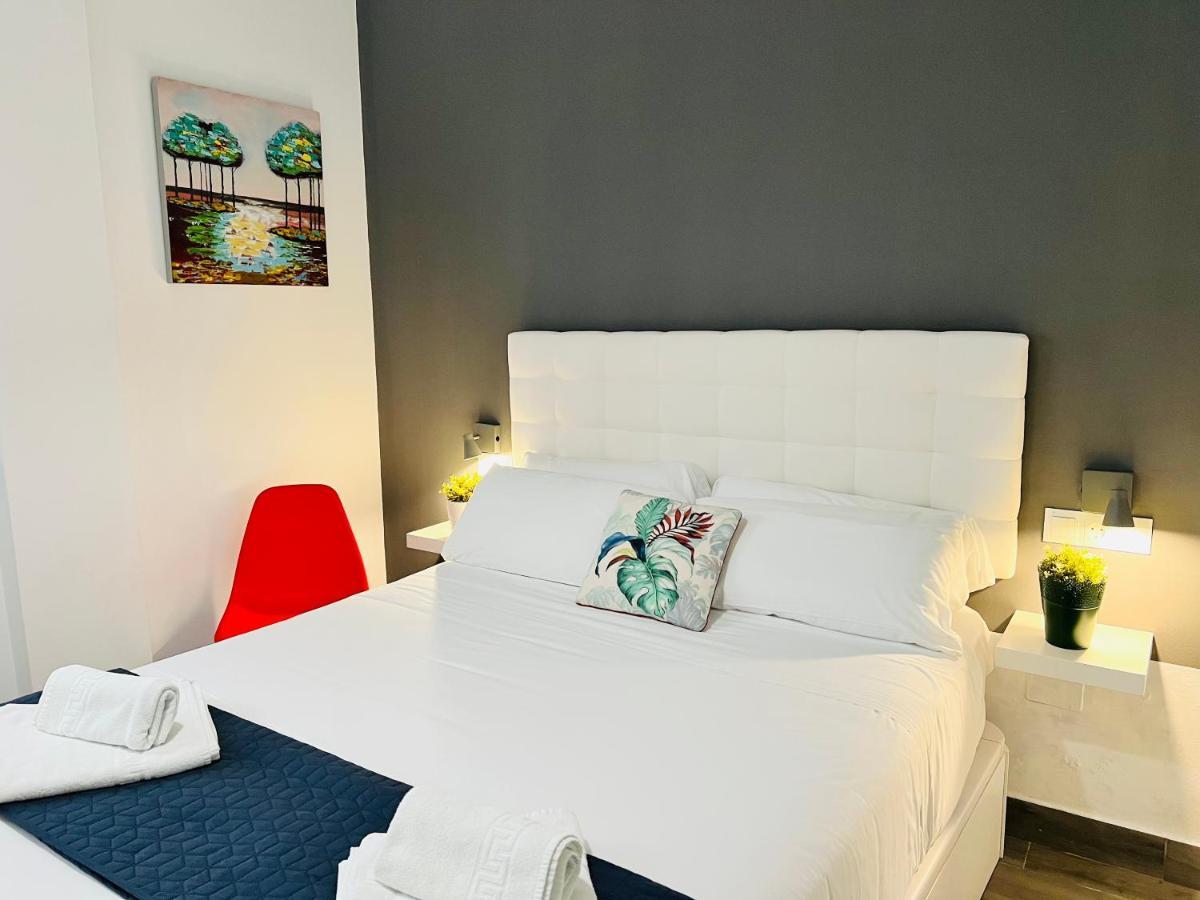 Bnbook Medea Apartments Фуэнхирола Экстерьер фото